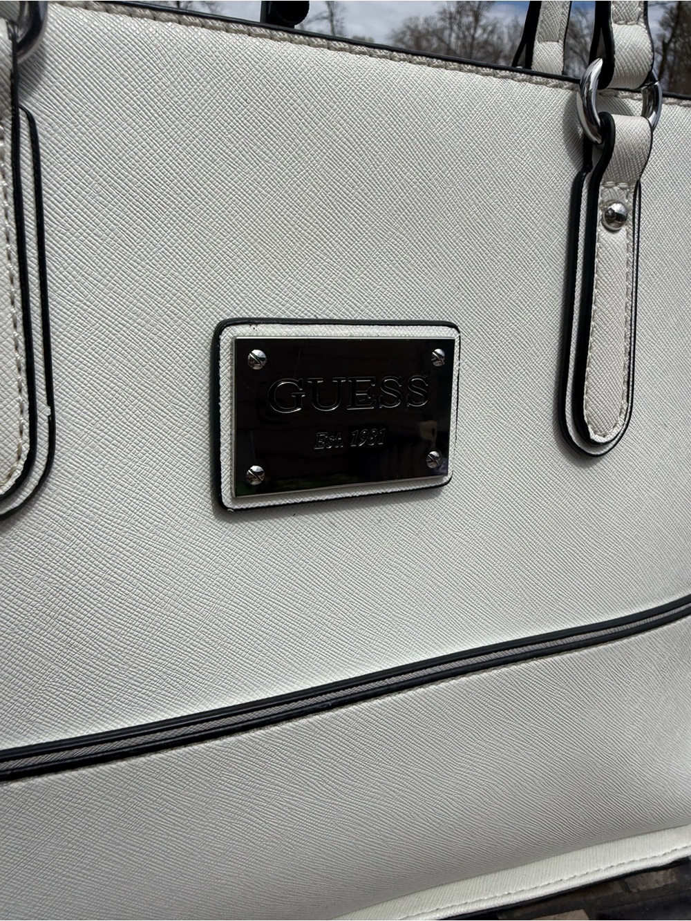 NWOT GUESS White Structured Saffiano Tote Shoulder Dual Strap - Picture 4 of 10
